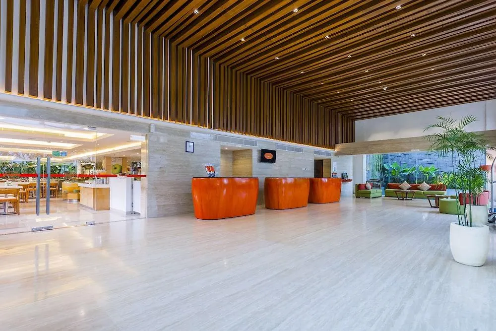 Harris Hotel Kuta Galleria - Bali