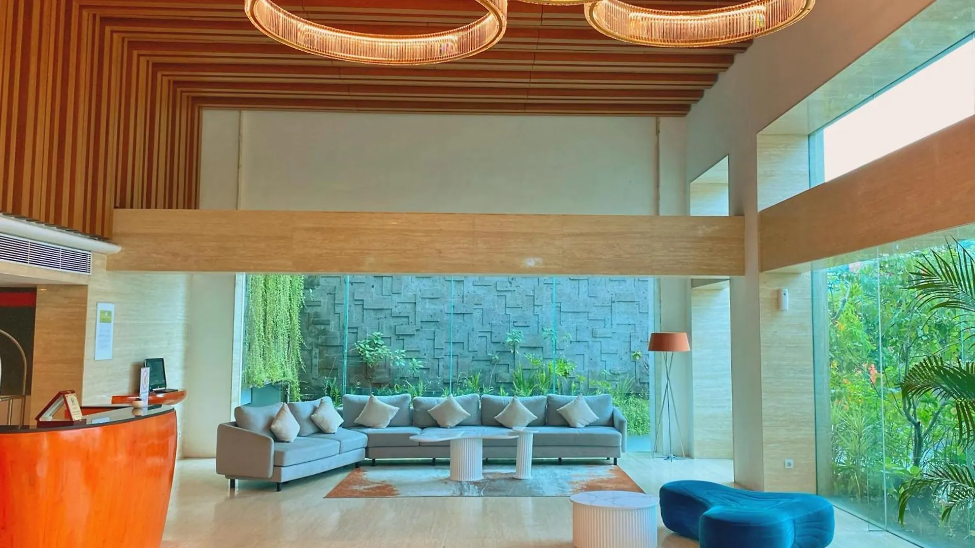 Harris Hotel Kuta Galleria - Bali