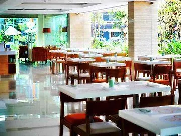 Harris Hotel Kuta Galleria - Bali Indonesia